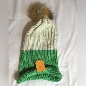 NWT Stylish Cream and Green Knit Pom-Pom Beanie Unisex Hat